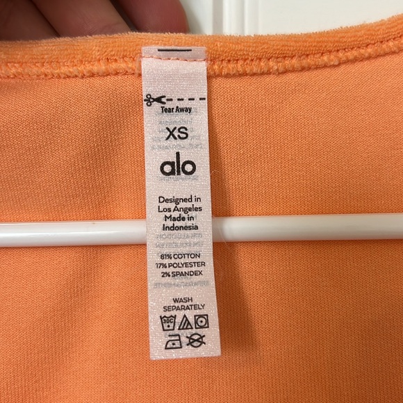 Alo Yoga Terry Beachside Short Sleeve - Cantaloupe - Picture 4 of 5